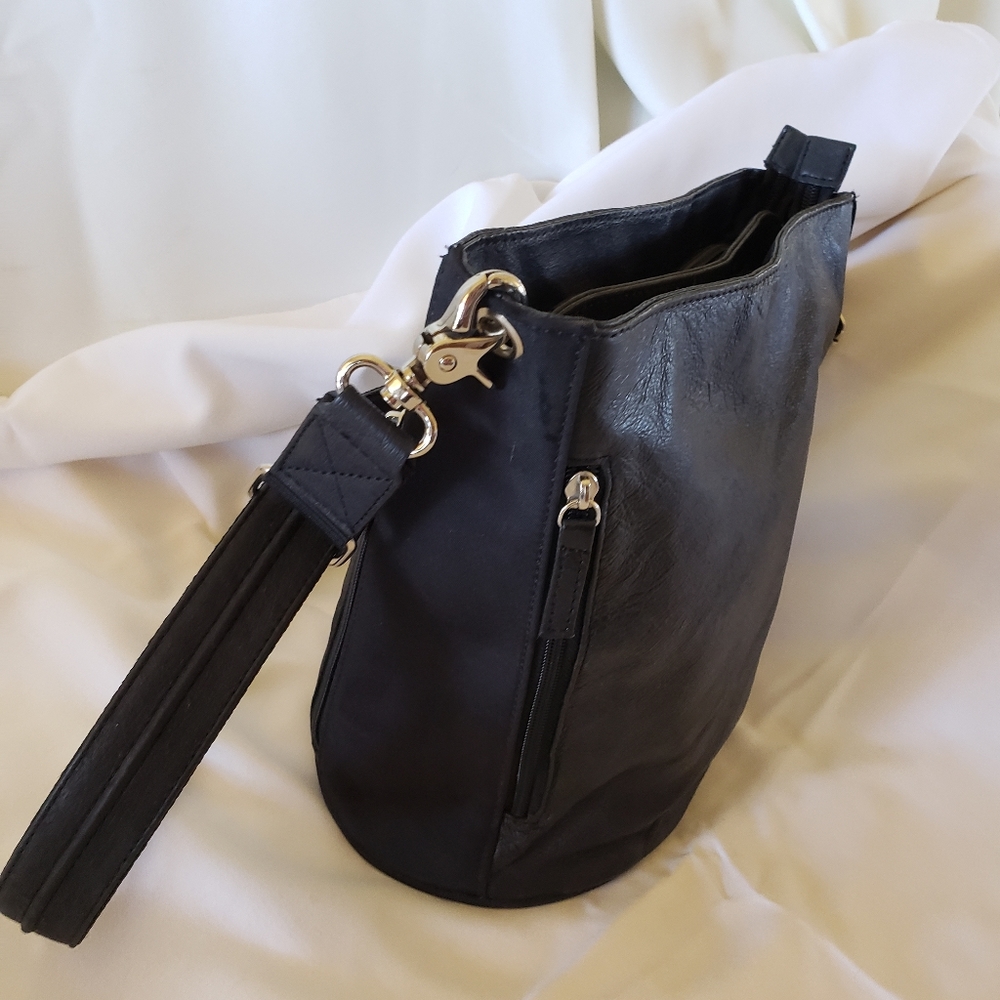 Purse - Picture 2 of 4